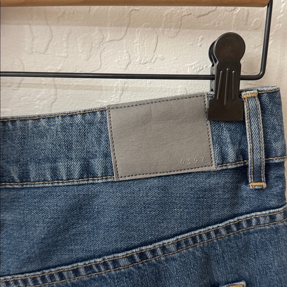 6397 Shorty Jeans Size 26 Bur Tea Wash Button Fly Distressed Ankle Hem - Picture 7 of 15